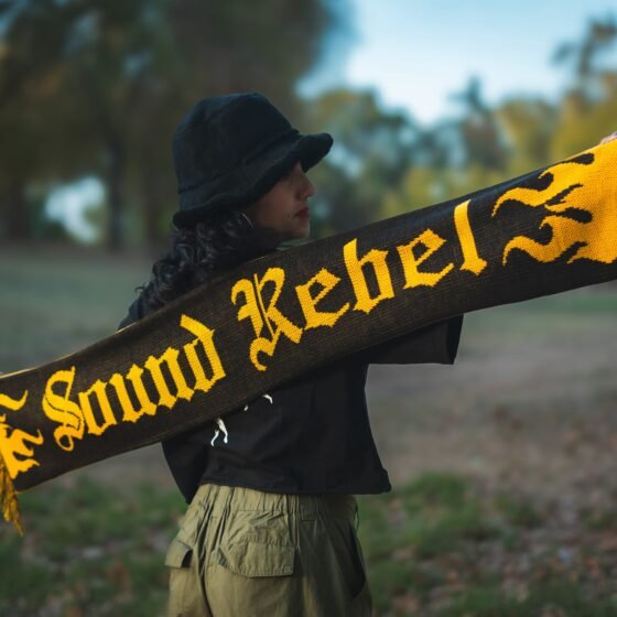BUFANDA REBEL SOUND / REBEL SOUL – LA COMADRE SOUND SYSTEM